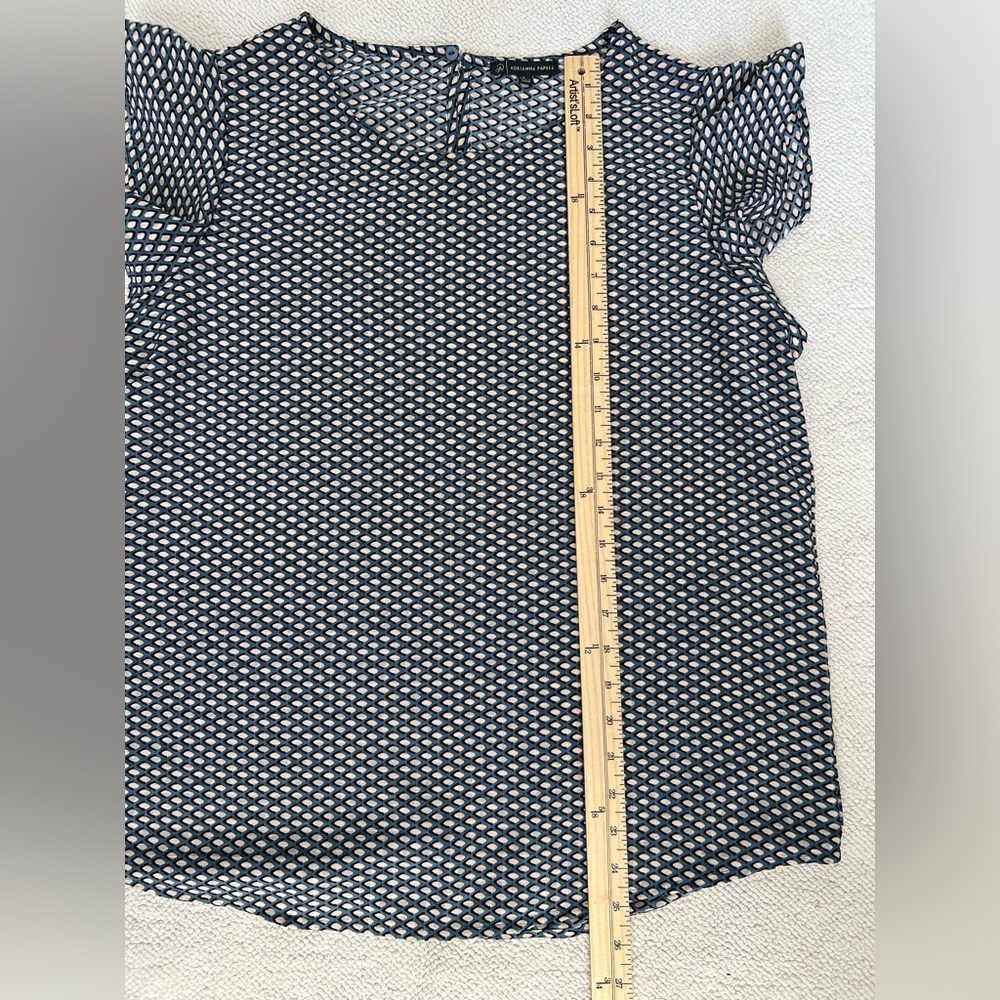 ADRIANNA PAPELL  Ruffled Sleeves Women’s Top/Blouse Grey and Tan Size: Large - Picture 14 of 16
